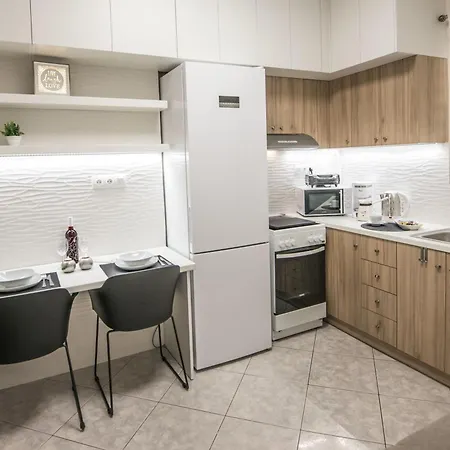 Apartamento φιλόξενο μοντέρνο ανάμεσα στο κέντρο και την παραλιακή της πόλης